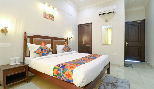 Fabhotel K9 Villa