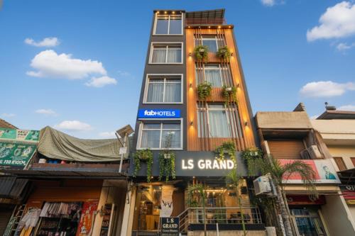 FabHotel LS Grand - Nr Banaras Railway Station in Varanasi