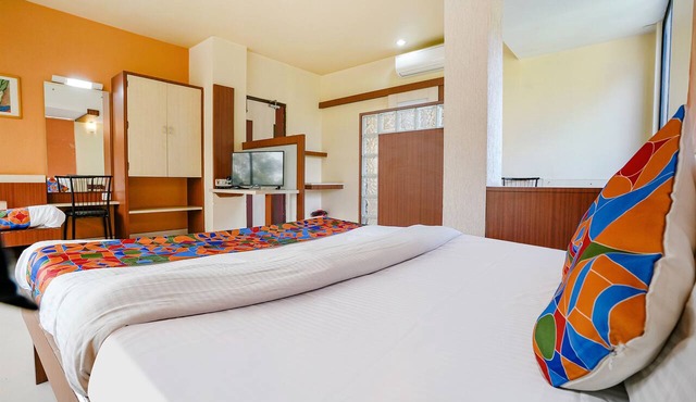 Fabhotel Samrat in Nashik