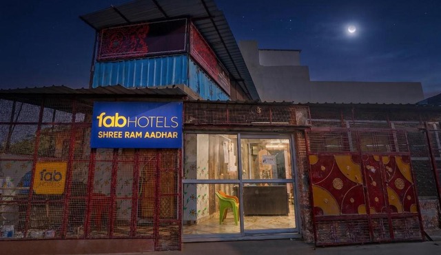 FabHotel Shree Ram Aadhar in Ayodhya