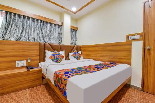 FabHotel Silver Inn