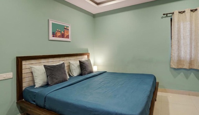 FabHotels Dravon in Surūrnagar