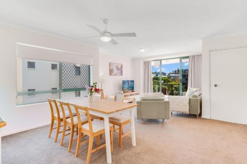 Fair Havens unit 4 Kings Beach QLD in Caloundra