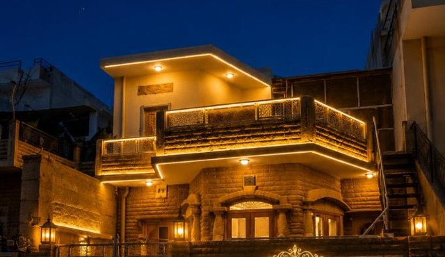 Family Fort Home Stay
