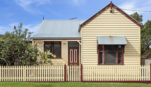 Fishermans Cottage - Queenscliff in QUEENSCLIFF