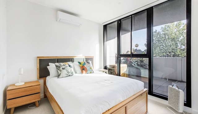 Flagstaff Stanley Experience Cityscape Simplicity in Melbourne