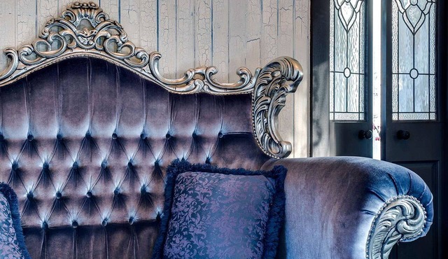 French-Inspired Couples Vacation Retreat Close to the Hot Springs in Rye, Australia in Rye