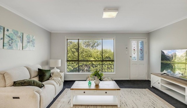 Fresh Style! Close to UniSQ & Hospital! in Kearneys Spring