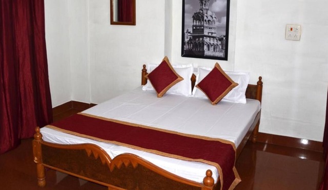 Gajanand Guest house