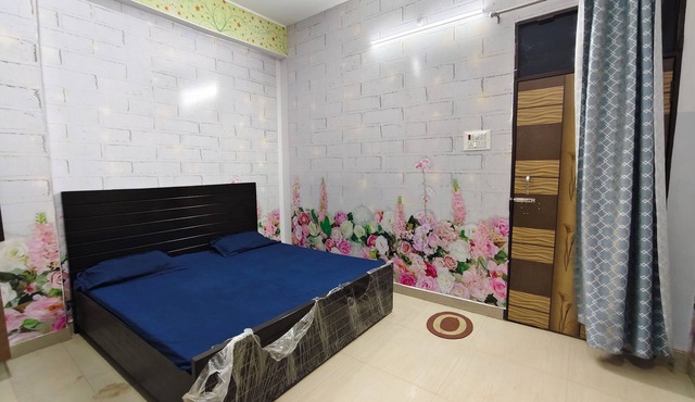 Gauri Shankar P Guest house