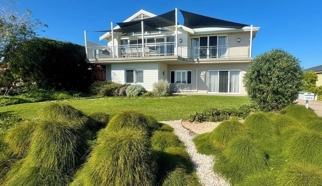 GEOGRAPHE SAILS - Luxury Beachfront Busselton in Geographe