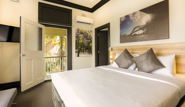 Glenferrie Lodge in Kirribilli
