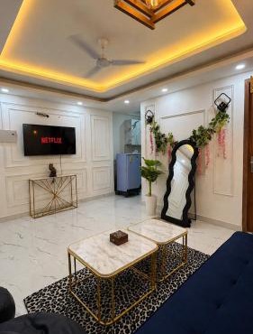 Golden Eclipse Luxury Stays