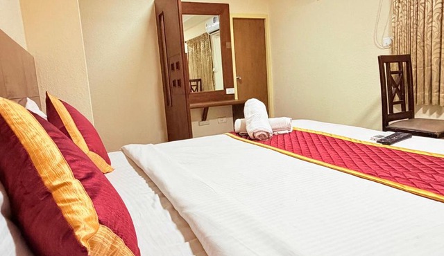 GOLDEN NIGHTS ROOMS KUMARAN ROAD - Near RAILWAY STATION TIRUPUR