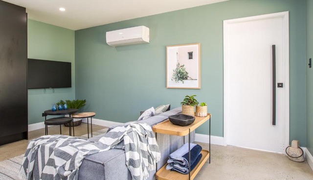 Gorgeous Beachside Cottage Jervis Bay in Vincentia