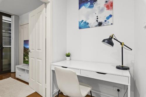 Ground Floor One-Bed with Courtyard Access in Sydney