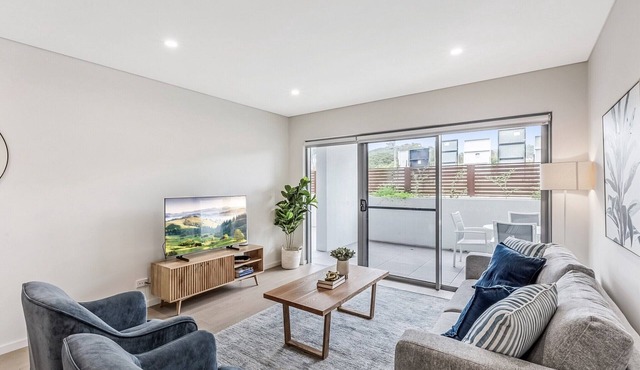 Ground Floor Spacious Home in Kiama's Heart in Kiama