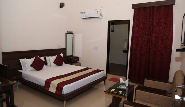 Gulmohar Sariska Resort in Viratnagar