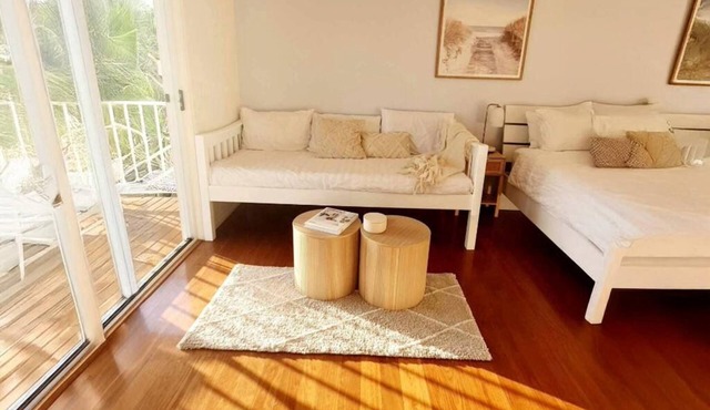Hamptons Studio at One Mile Beach in Forster