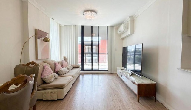 Happy home in Baulkham Hills