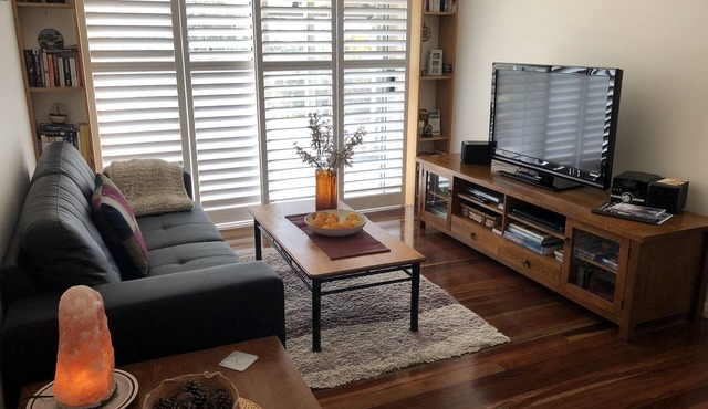 Heathcote Views with wifi , spabath & carport in Heathcote