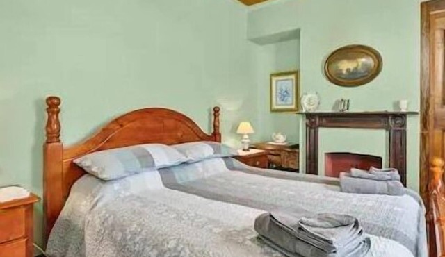 Heritage Experience Two Bedroom Spa Unit in Sorell