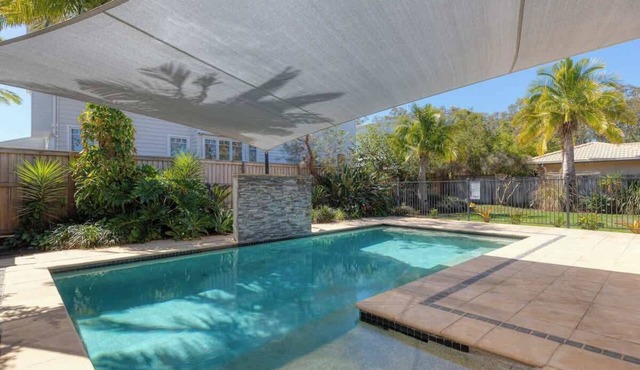 Hidden Gem at Mudjimba - Walk to Cafes & Surf Beach in Mudjimba