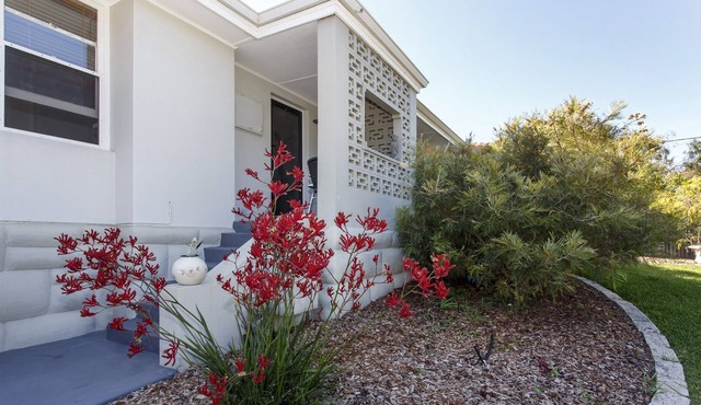 Home Again - 2 Bedroom Cottage in White Gum Valley