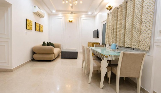 Homlee-White House-2BHK-Parking-Max Hospital-Saket