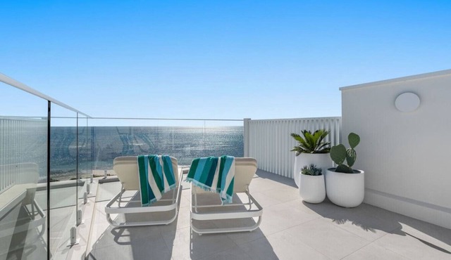Horizons ~ Designer luxury stay with dream views in Aldinga Beach