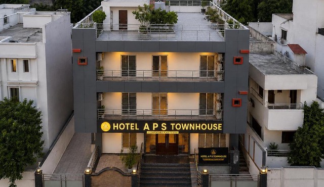 Hotel A P S Townhouse in Prayagraj