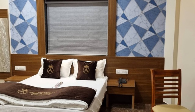 HOTEL ABHIJEET EXECUTIVE in Barsi