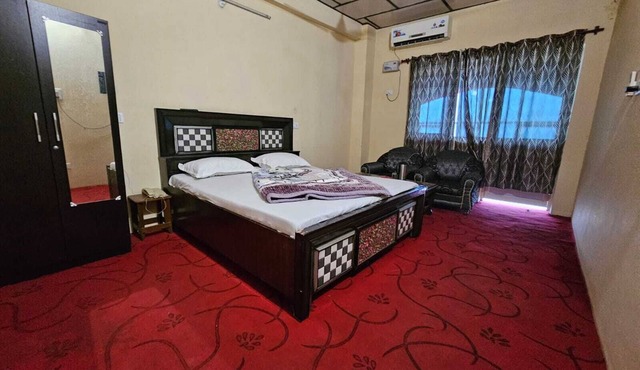 Hotel Anshdeep Palace in Jogindarnagar