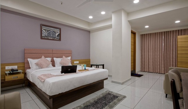 Hotel Aurellia in Ahmedabad
