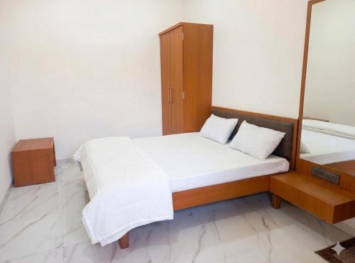 Hotel Bliss County in Dhule
