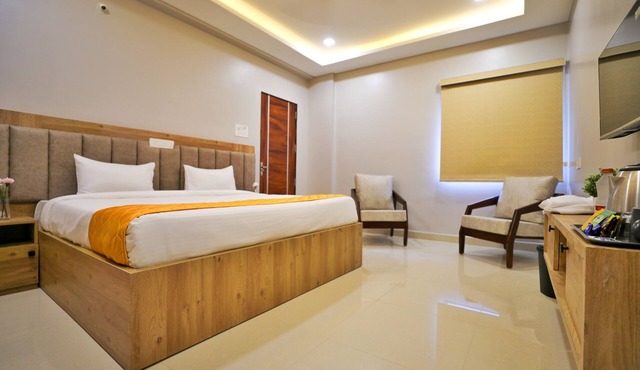 Hotel Ceasta, Next US Consulate Hyderabad, Gachibowli