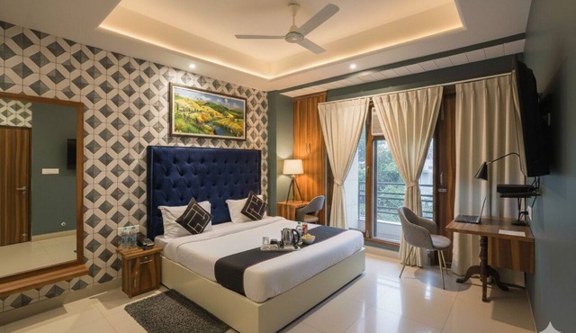 Hotel Church House - Rohini I Near Metro I Spacious Rooms I Friendly Staff I Most Preferred Hotel In Rohini