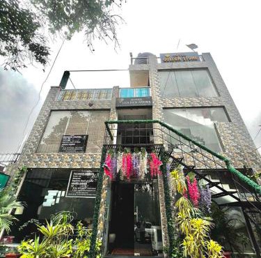 Hotel Golden Stone