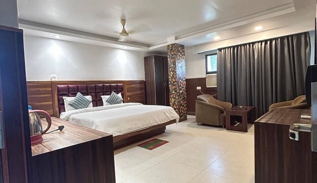 HOTEL HB INTERNATIONAL (Formerly Hotel Rajkamal) in Deoghar