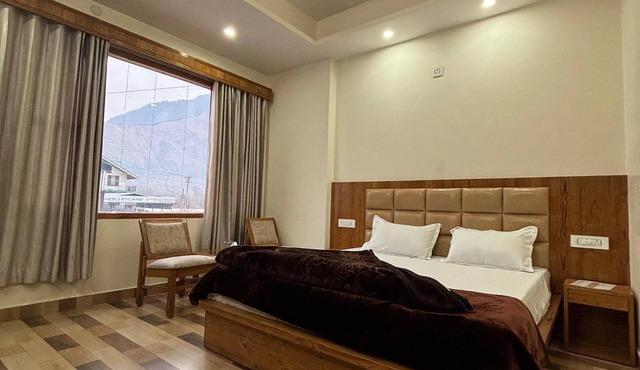 Hotel Himalayan Park in Aut