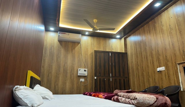 Hotel in Naimisharanya