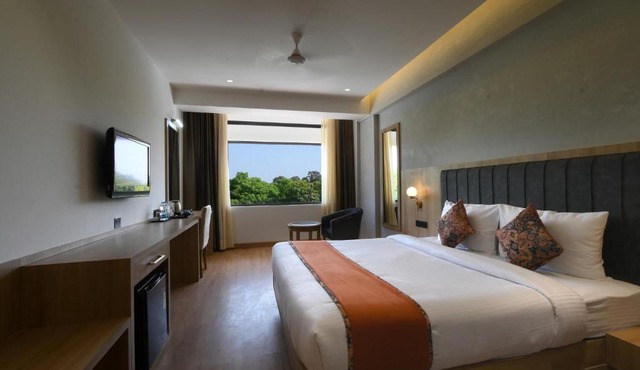HOTEL KLG ALTORIA in Chandīgarh