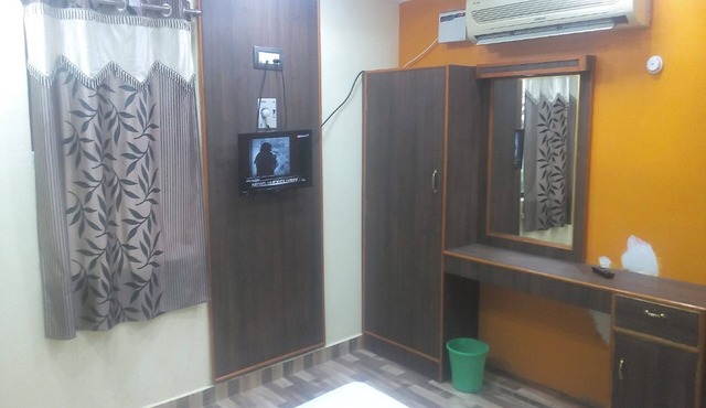 Hotel KVS Residency in Katpadi