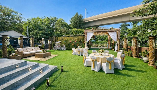 Hotel Lagoona and Banquet Hall
