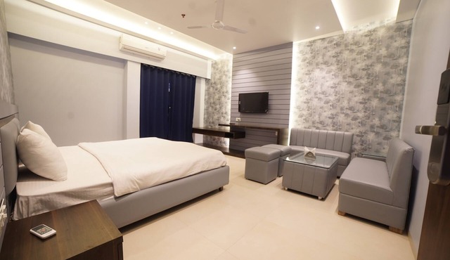 Hotel Mayur in Rajnandgaon