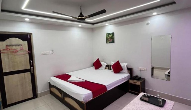 Hotel Mega Palace in Patna