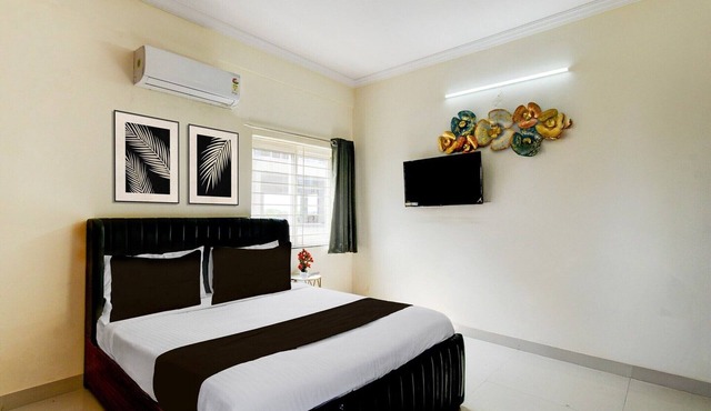 Hotel O Shamshabad Airport Complex