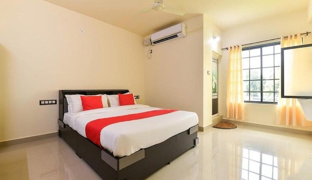 Hotel O VR Lodge in Pathanāmthitta