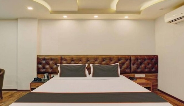 hotel orange park