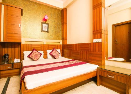 Hotel Paradise - New Delhi